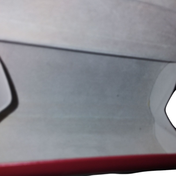 Valentino Red Eyeglass Case With Lense Cloth - Picture 3 of 4